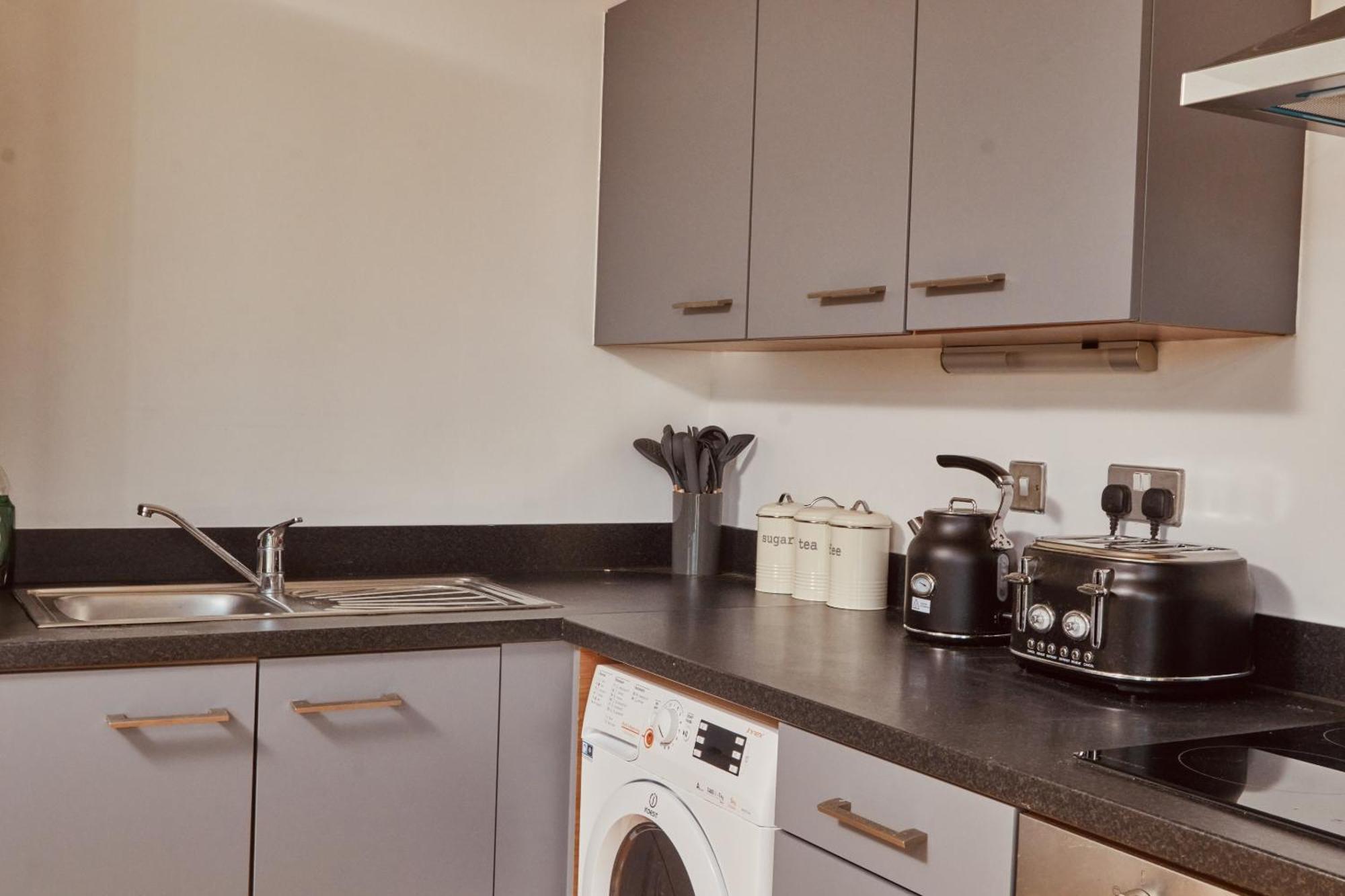 Central Leeds Dock Apt, Free Secure Parking! 2 Bed Exteriér fotografie
