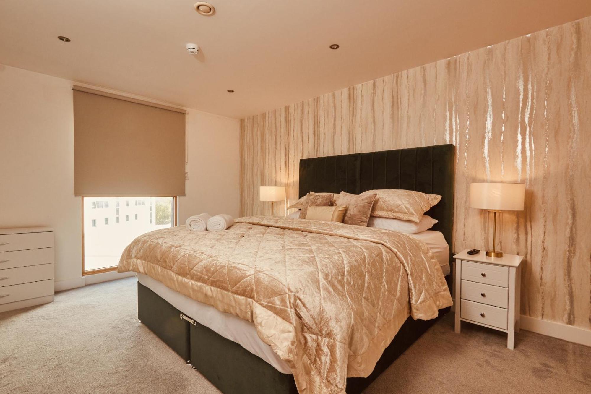 Central Leeds Dock Apt, Free Secure Parking! 2 Bed Exteriér fotografie